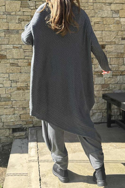 Skarsgard Asymmetric Knit Tunic Slate /24=
